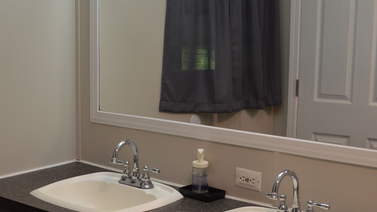 Photo of Bathroom in Elrod
