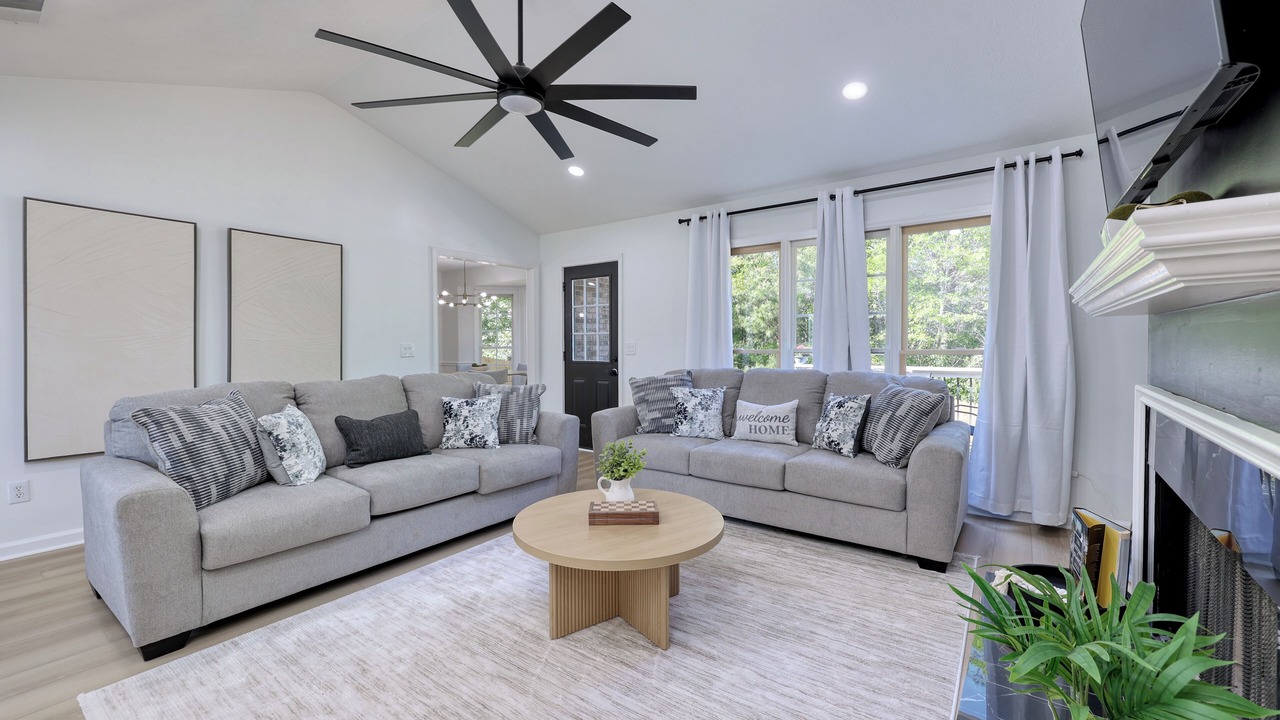 Photo of Livingroom in Columbus