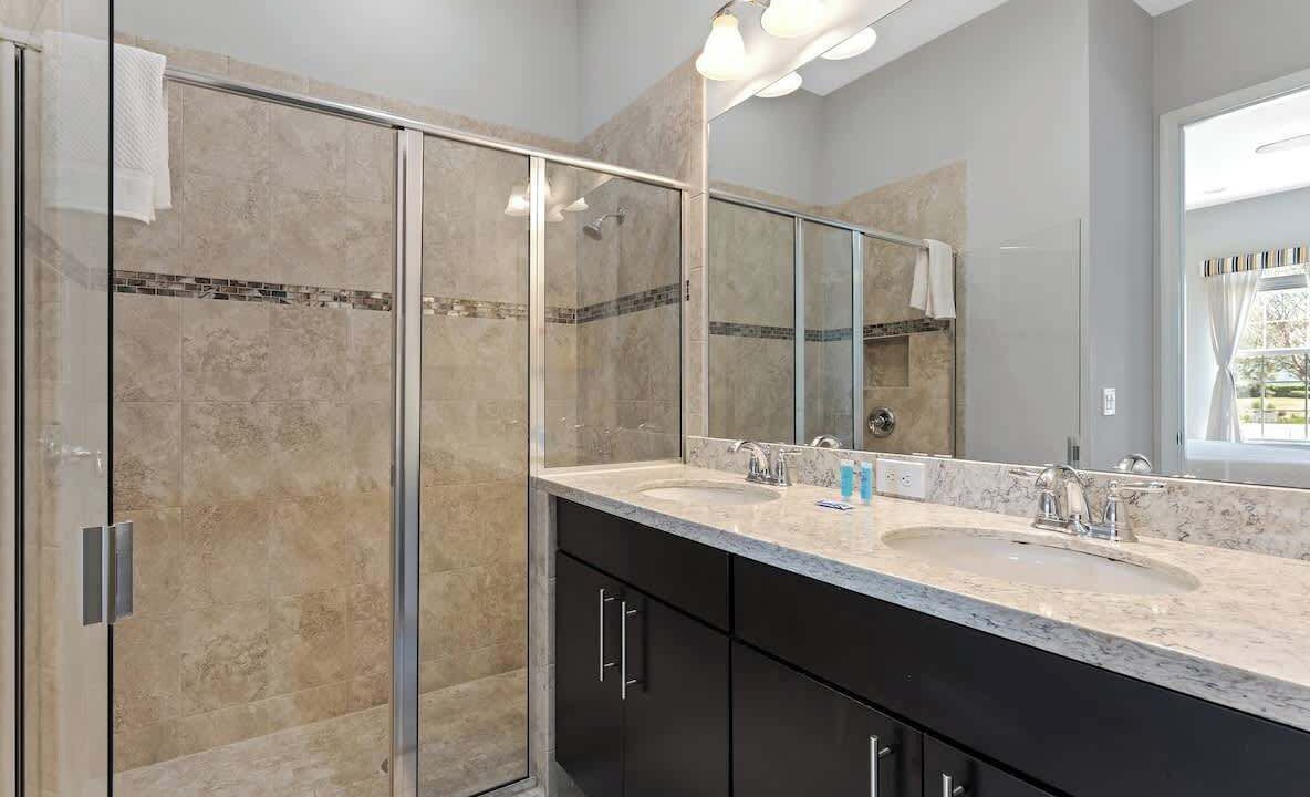 Photo of Bathroom in Davenport