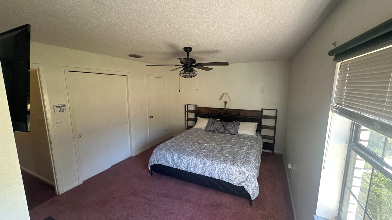 Photo of Bedroom in Lake City