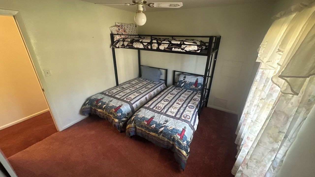 Photo of Bedroom in Lake City