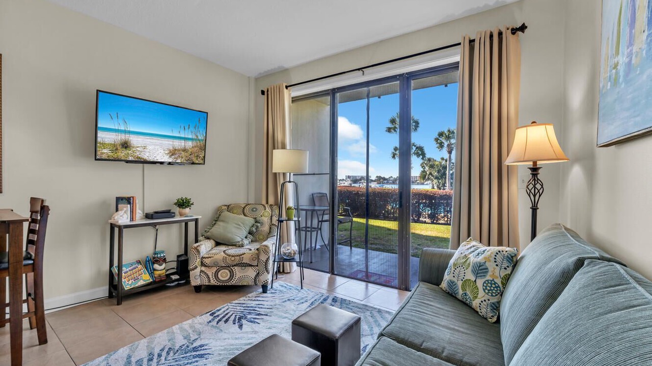 Photo of Livingroom in Fort Walton Beach