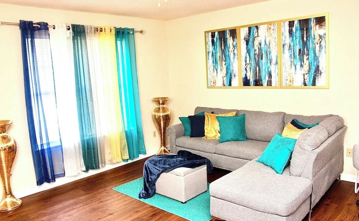 Photo of Livingroom in Albany