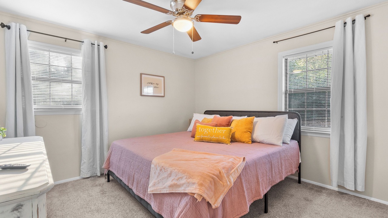 Photo of Bedroom in Perry