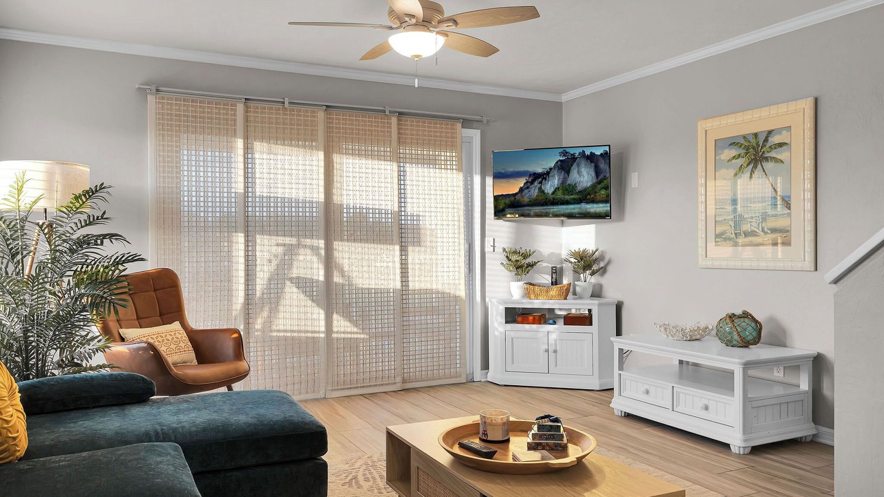 Photo of Livingroom in Butler Beach