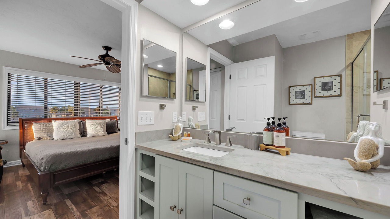 Photo of Bathroom in Butler Beach