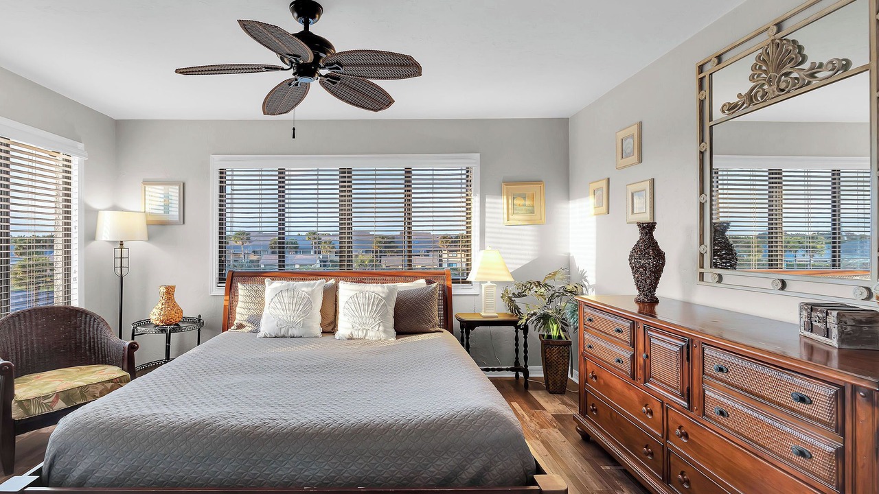 Photo of Bedroom in Butler Beach