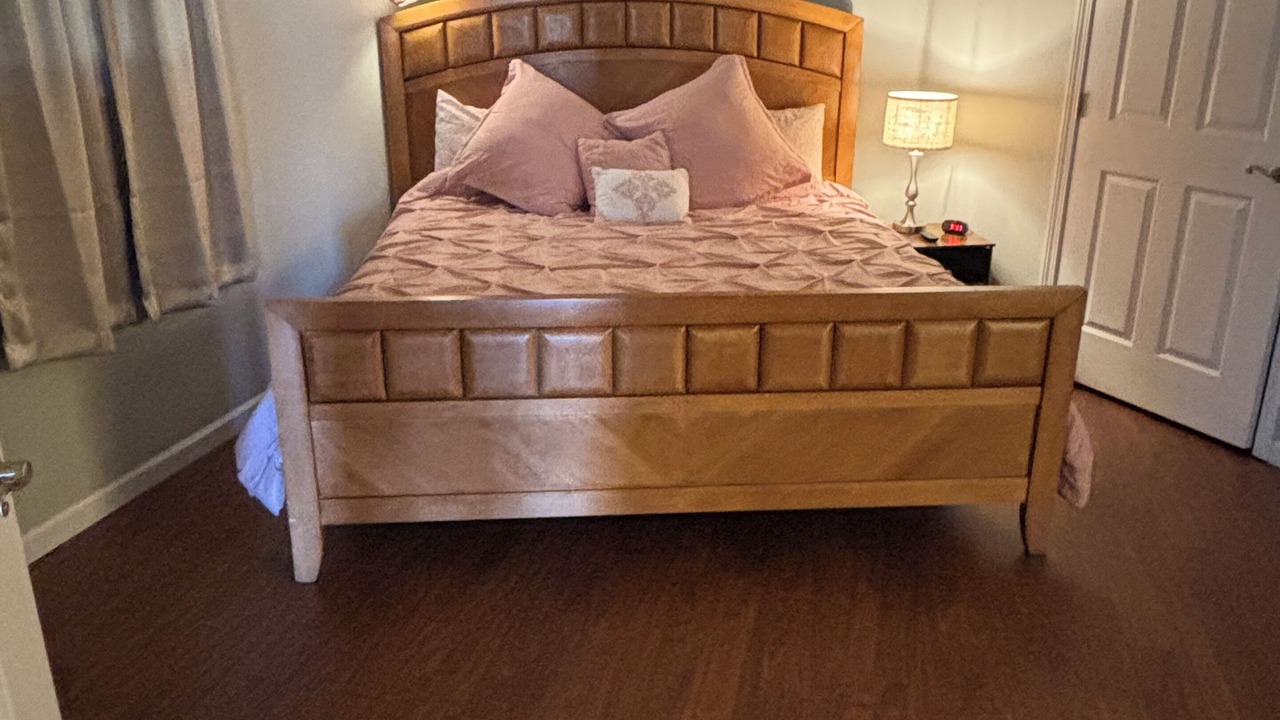 Photo of Bedroom in Foley
