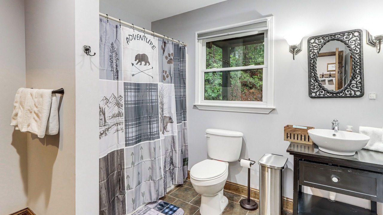 Photo of Bathroom in Walnut Mountain