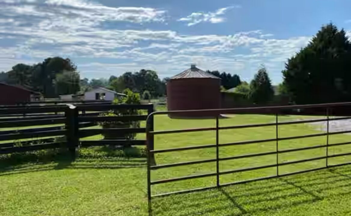 Photo of Outdoor in Griffin