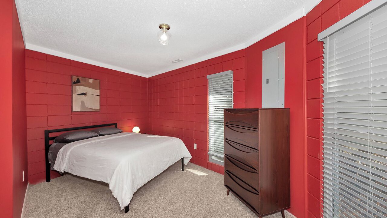 Photo of Bedroom in Huntsville