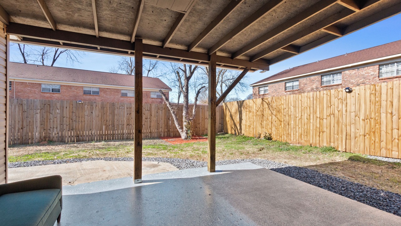 Photo of Patio Balcony in Tuscaloosa