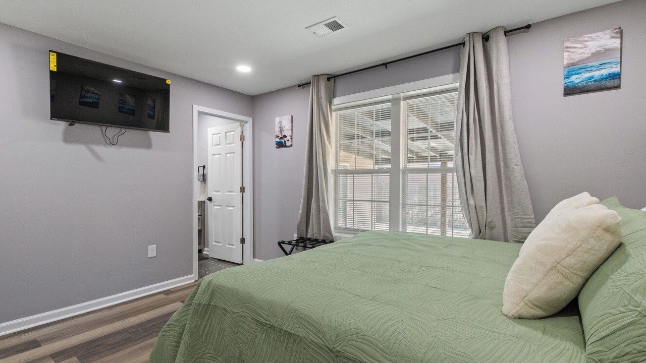 Photo of Bedroom in Tuscaloosa