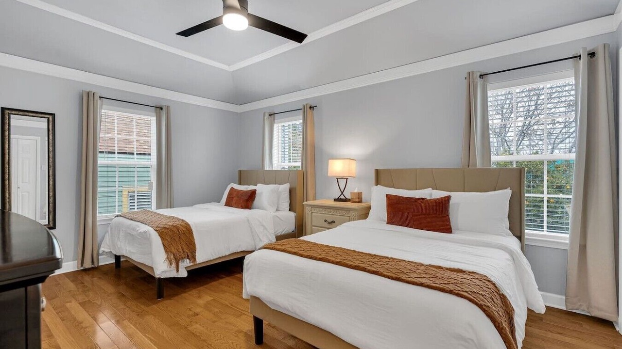 Photo of Bedroom in Mid-City