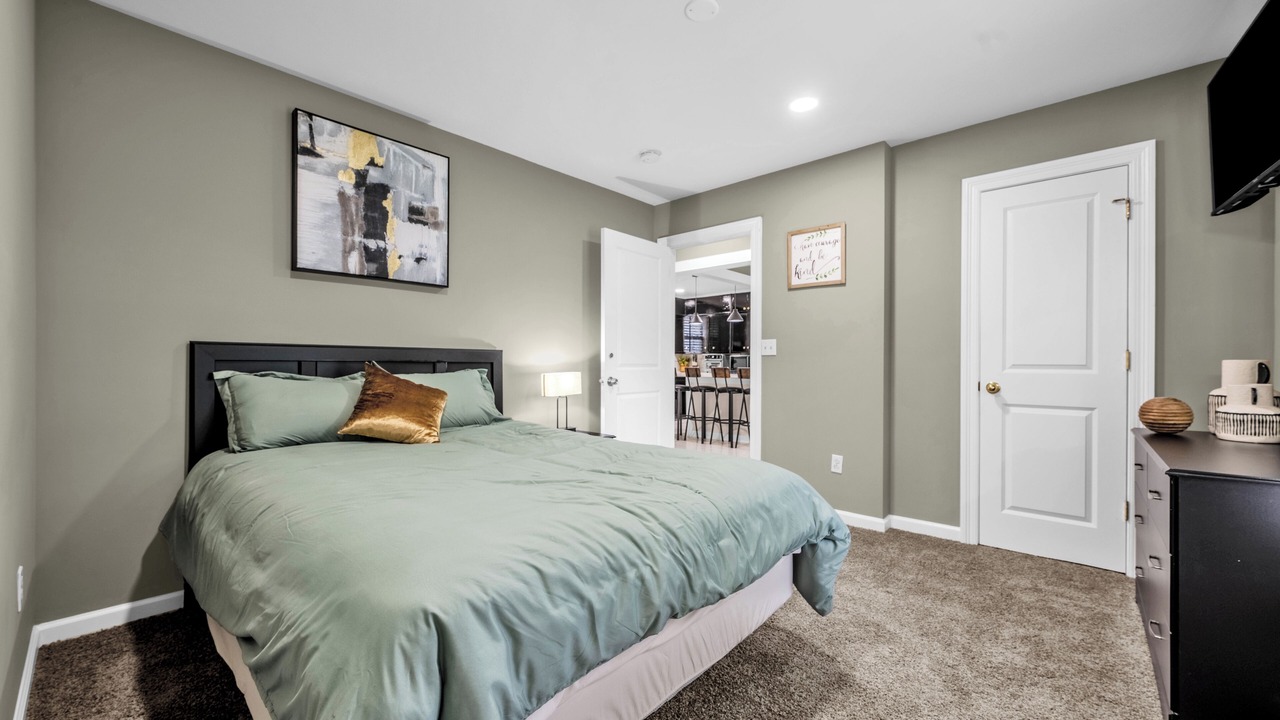 Photo of Bedroom in Tuscaloosa