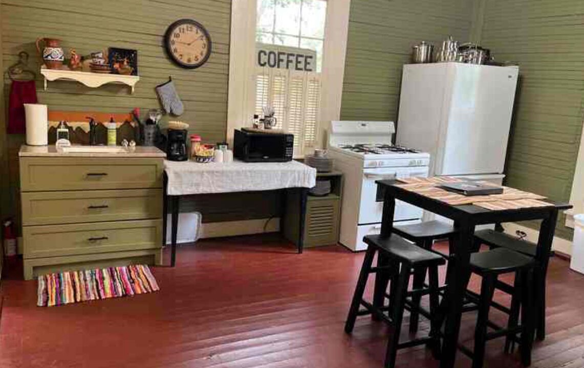 Photo of Kitchen in Griffin