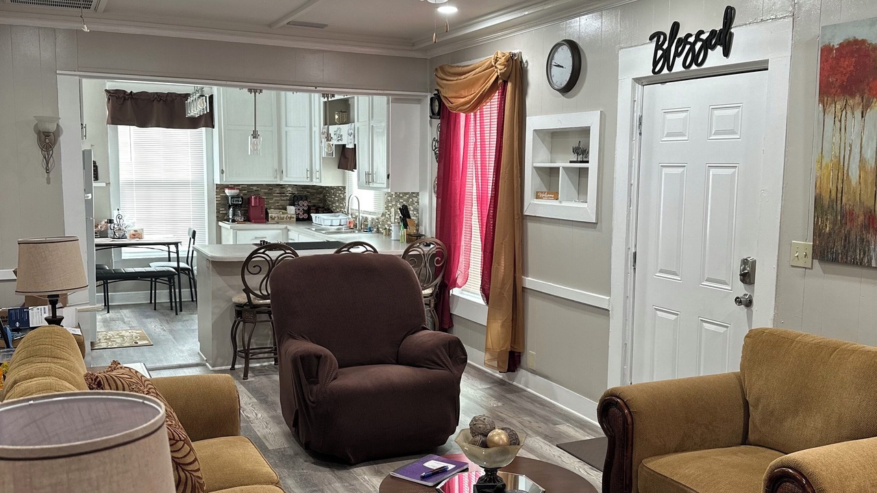 Photo of Livingroom in Perdue Hill