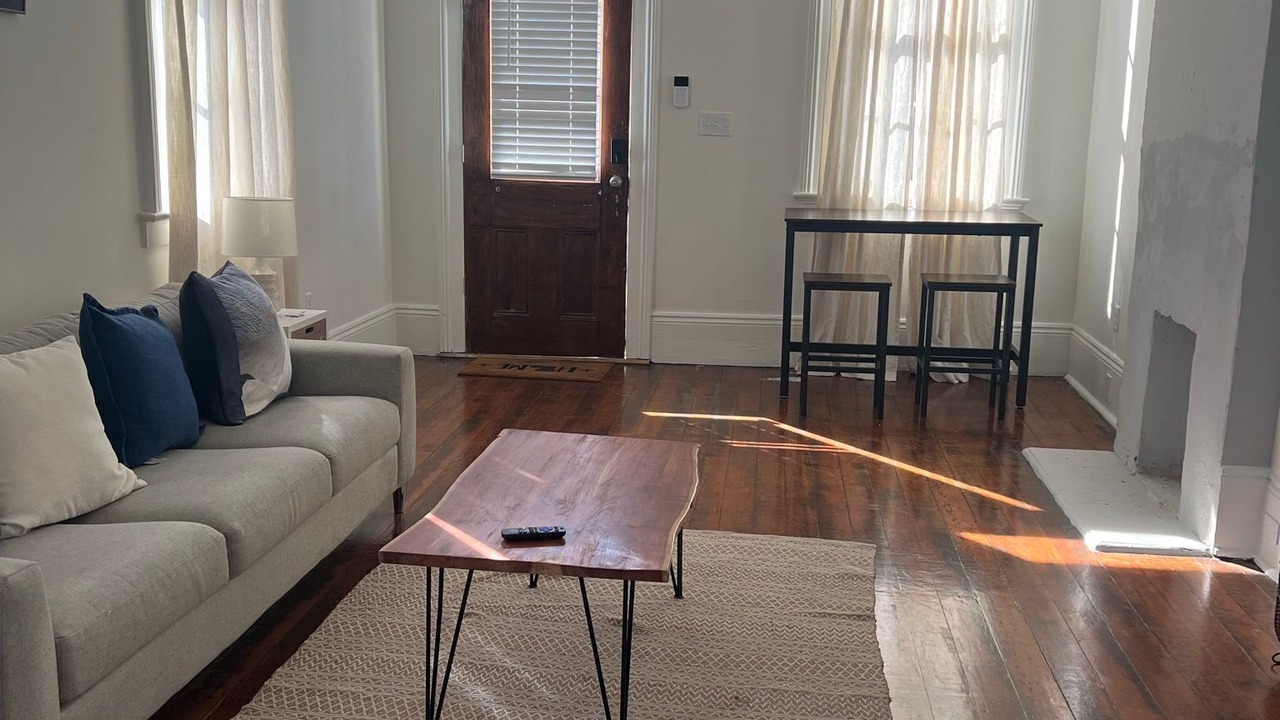 Photo of Livingroom in Faubourg Livaudais