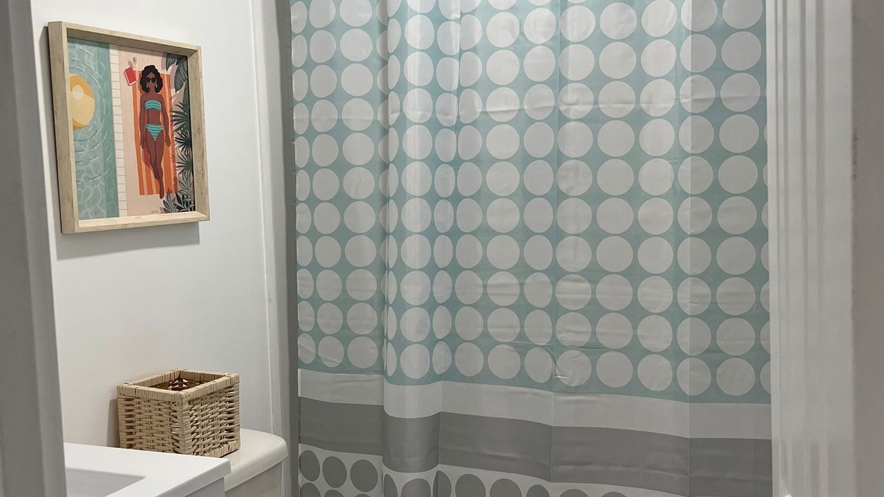 Photo of Bathroom in Lillian