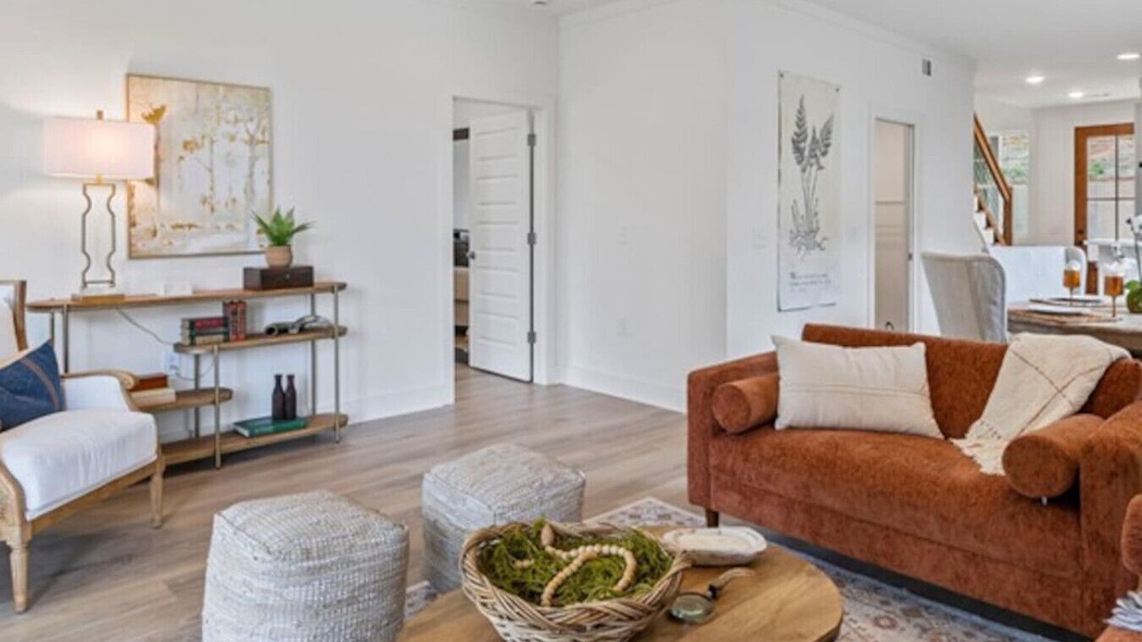 Photo of Livingroom in Jacksons' Gap