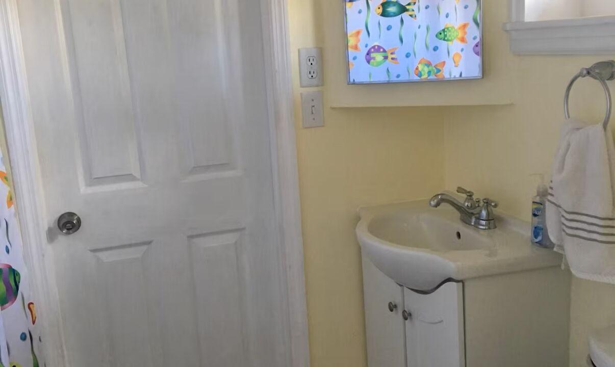 Photo of Bathroom in Donalsonville