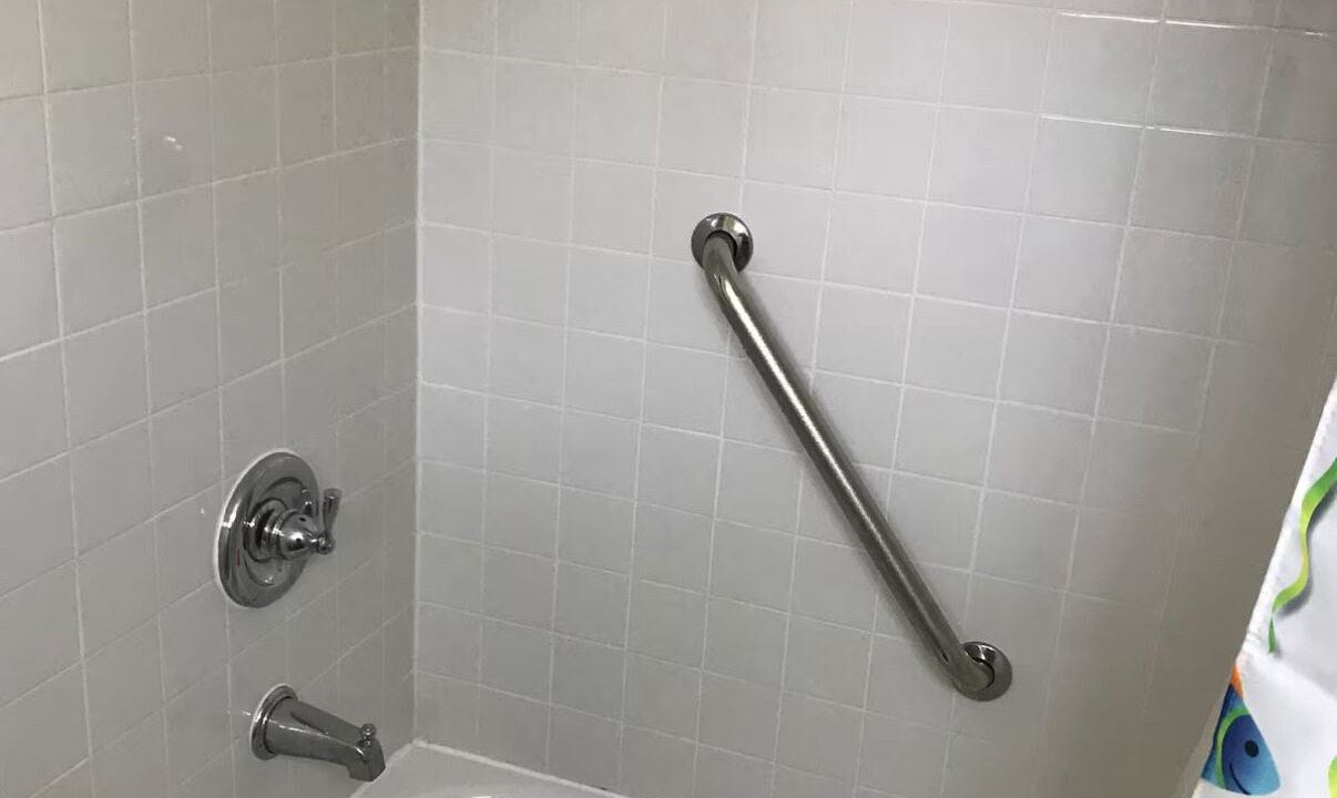Photo of Bathroom in Donalsonville
