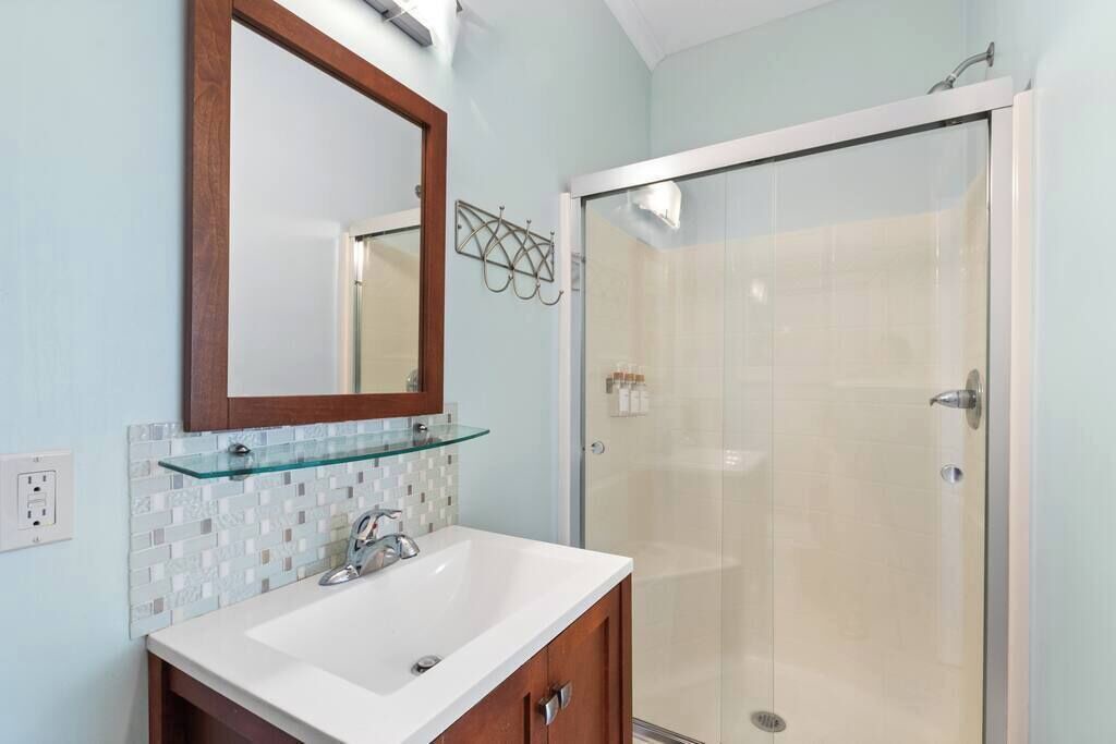 Photo of Bathroom in Ono Island