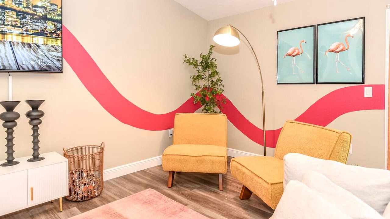Photo of Livingroom in Mcelroys Belleview