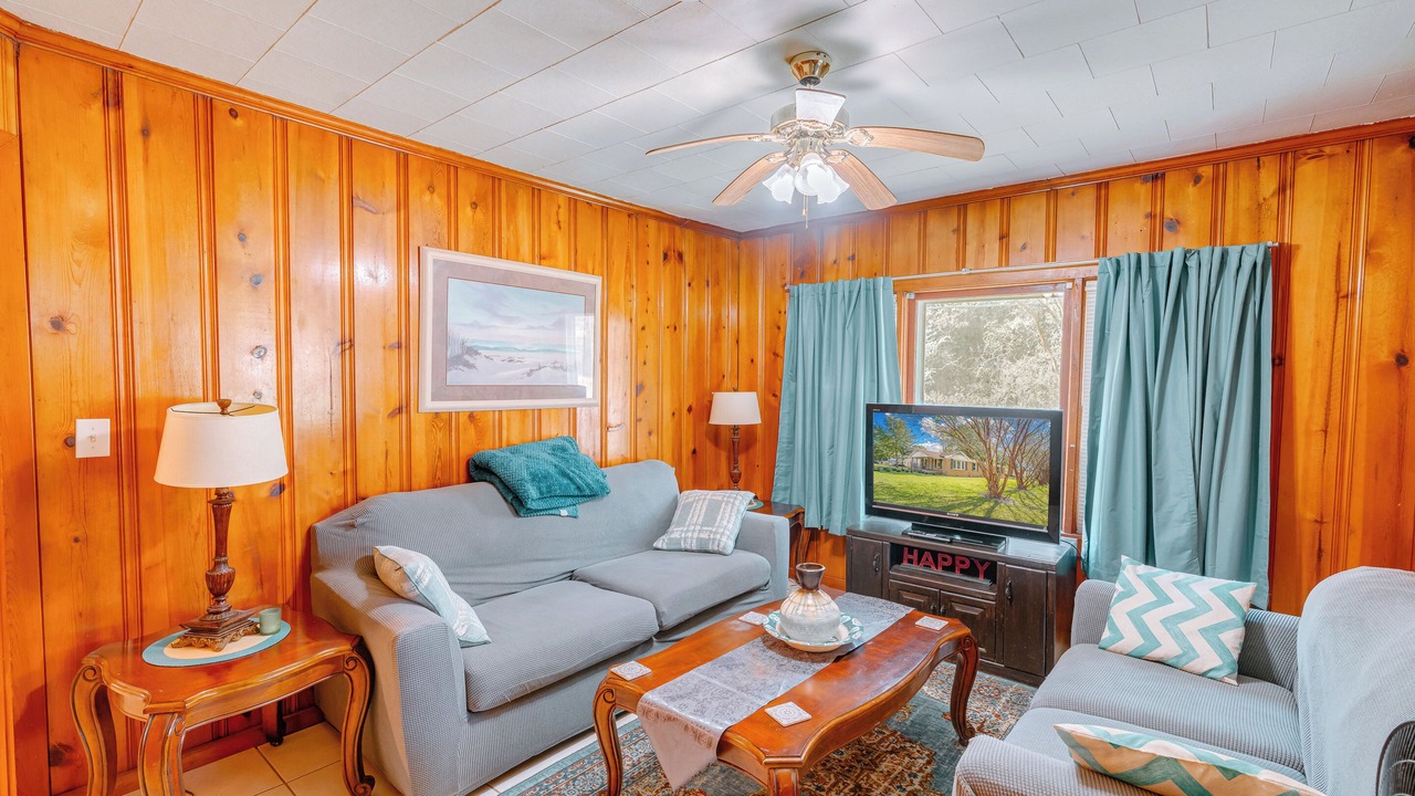 Photo of Livingroom in Chickasaw