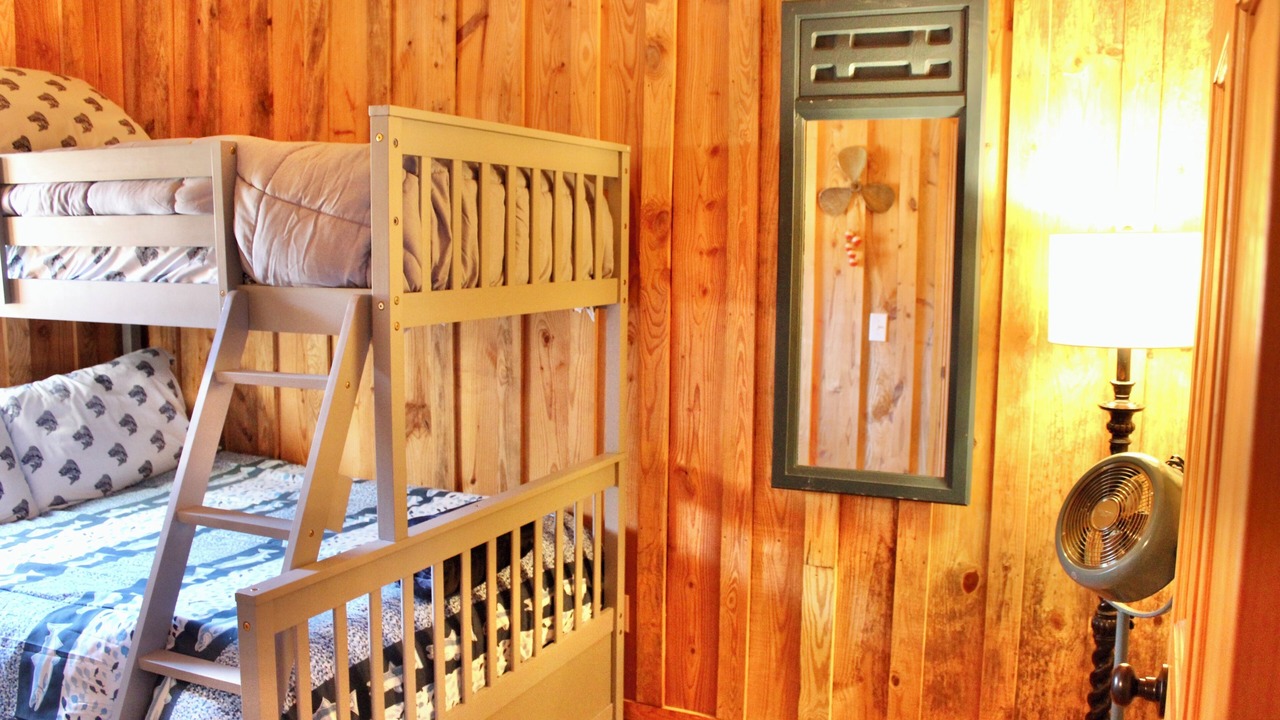 Photo of Bedroom in Six Mile