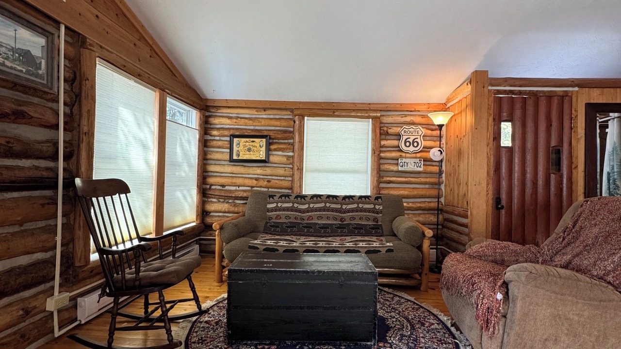 Photo of Livingroom in Fife Lake