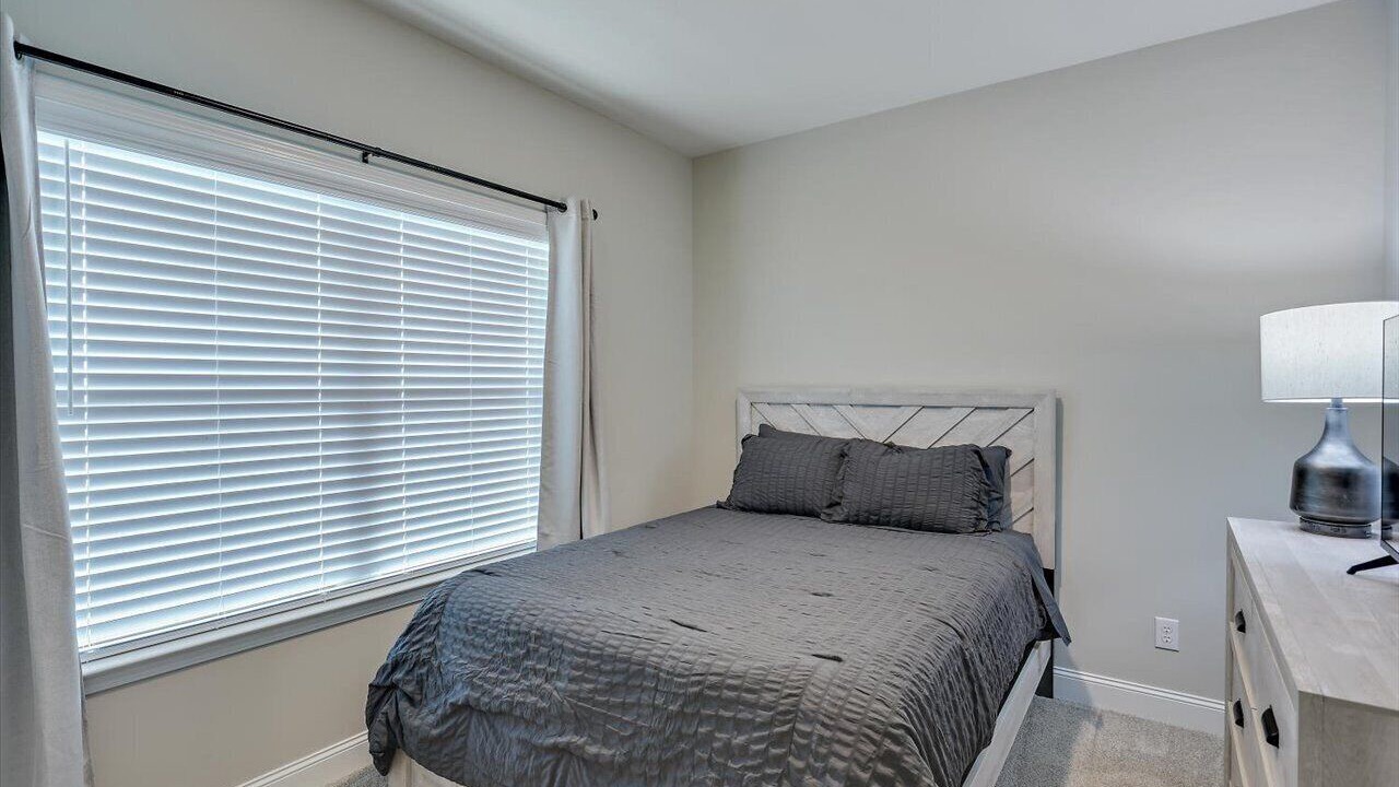 Photo of Bedroom in Tougaloo