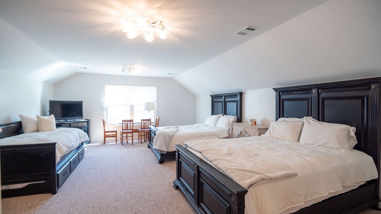 Photo of Bedroom in Smith Mountain Estates