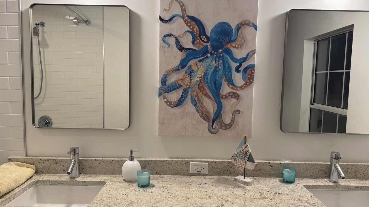 Photo of Bathroom in Seabreeze Shores In Kingston Park