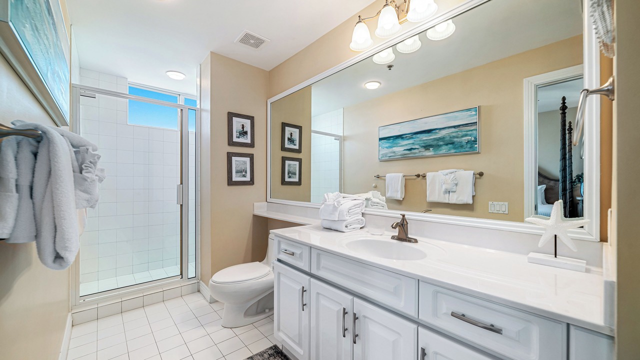 Photo of Bathroom in Ono Island
