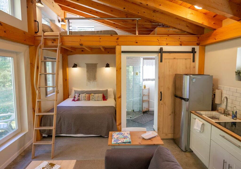 Photo of Bedroom in Crescent City