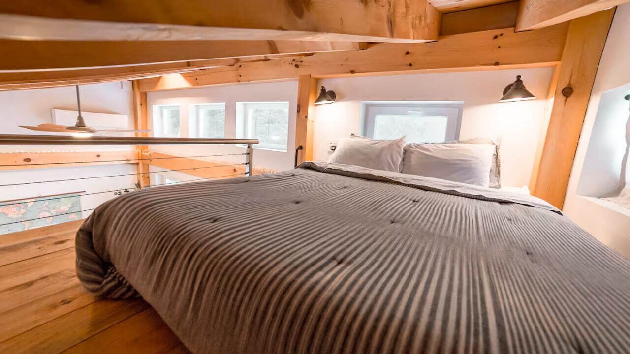 Photo of Bedroom in Crescent City