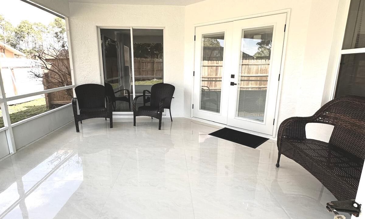 Photo of Patio Balcony in Palm Coast