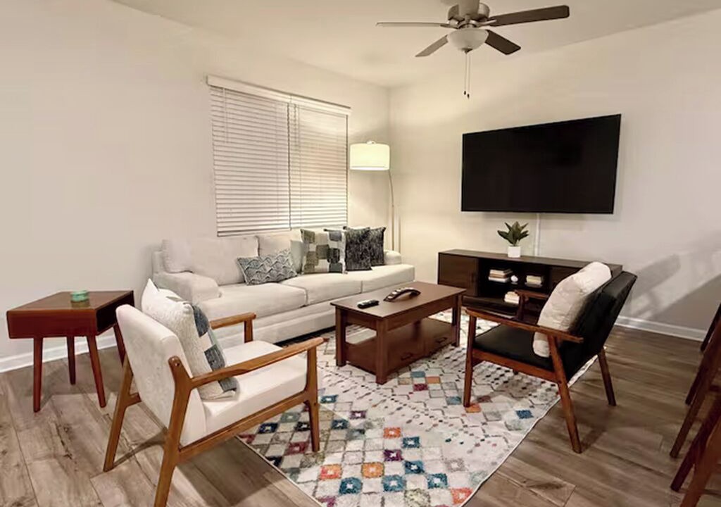 Photo of Livingroom in Decatur