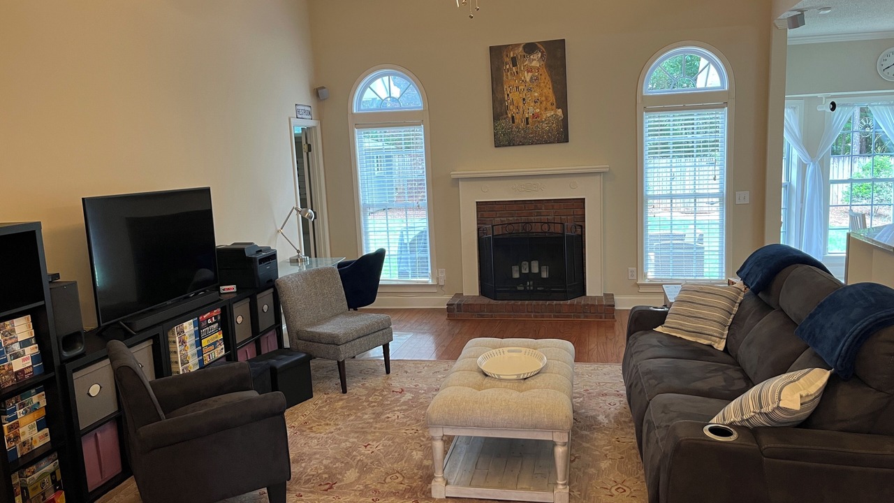 Photo of Livingroom in Pickwood