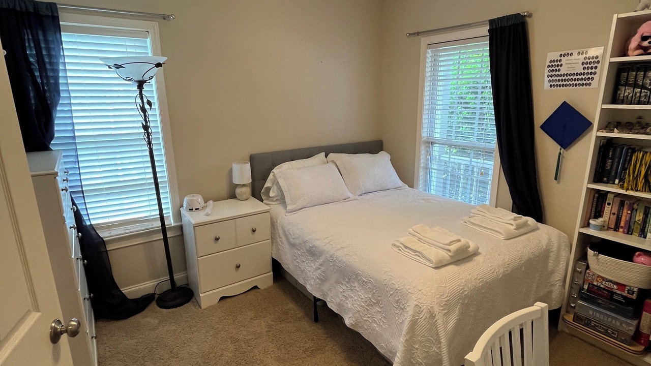 Photo of Bedroom in Pickwood