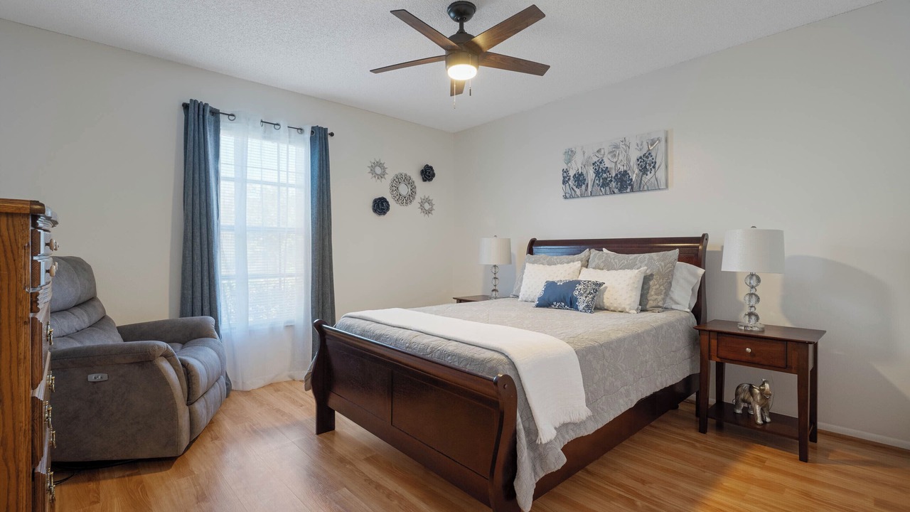 Photo of Bedroom in Winter Springs