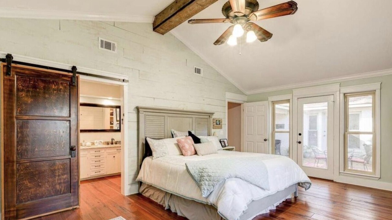 Photo of Bedroom in Hattiesburg