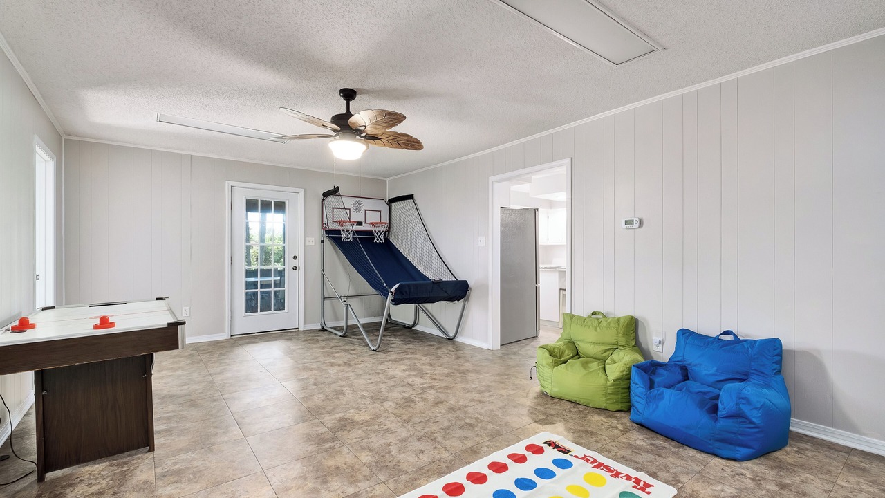 Photo of Bedroom in Dauphin Island