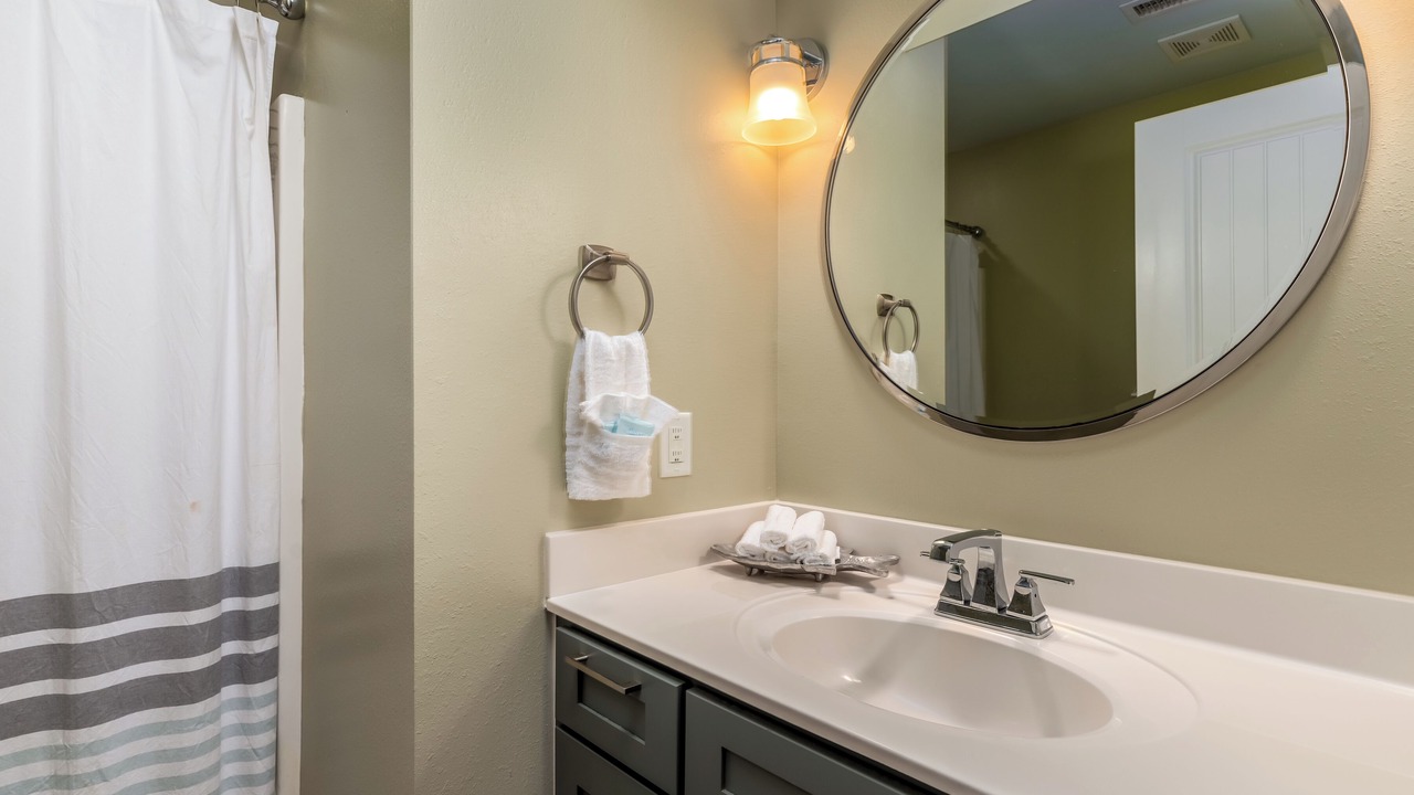 Photo of Bathroom in Royal Lagoons