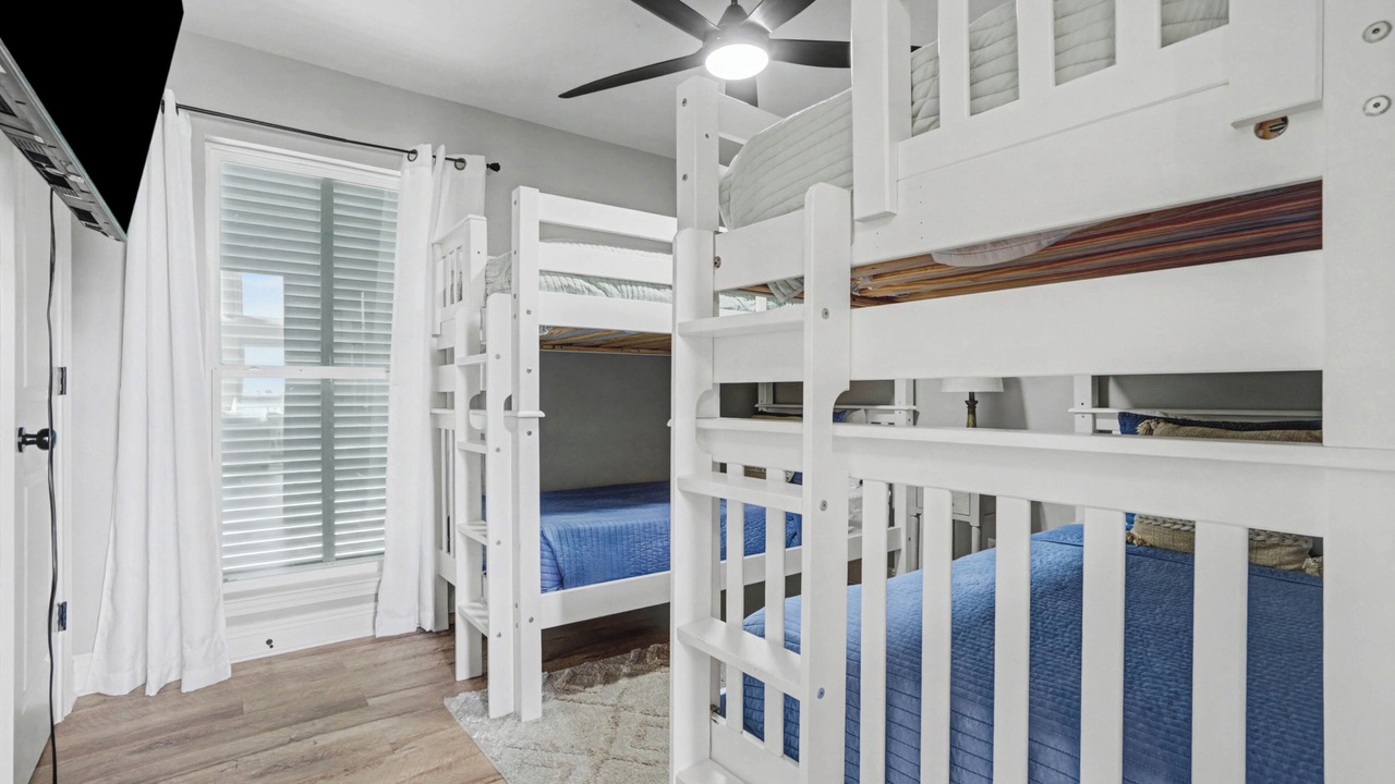 Photo of Bedroom in Royal Lagoons