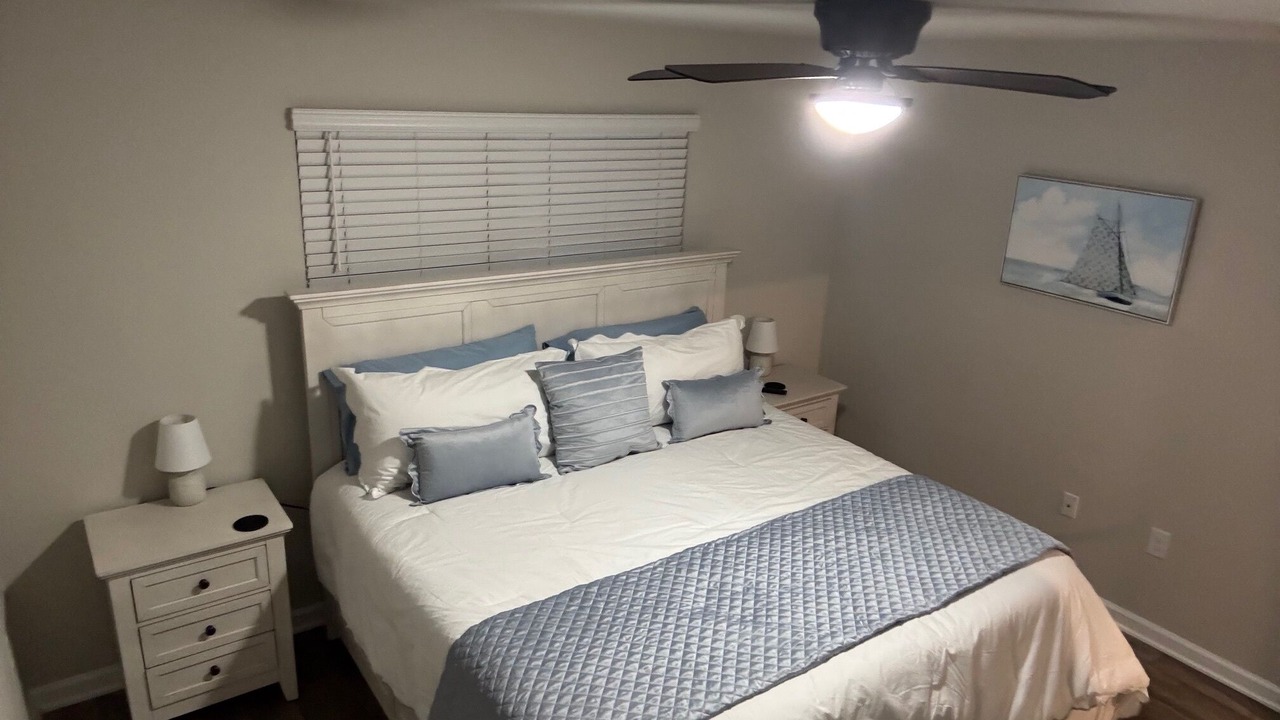Photo of Bedroom in Foley