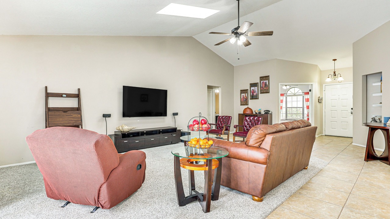 Photo of Livingroom in Lake Mary