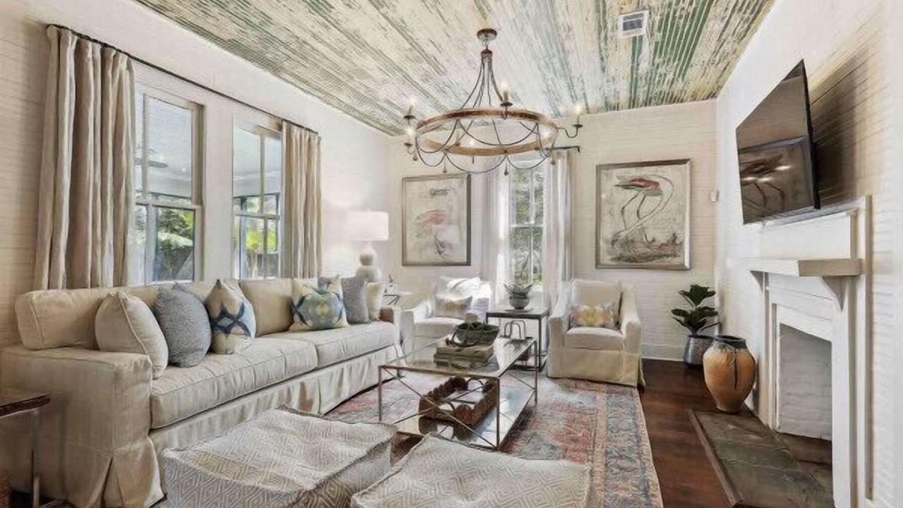 Photo of Livingroom in St. Francisville