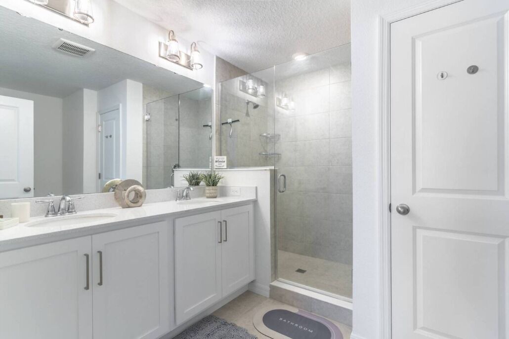 Photo of Bathroom in Davenport